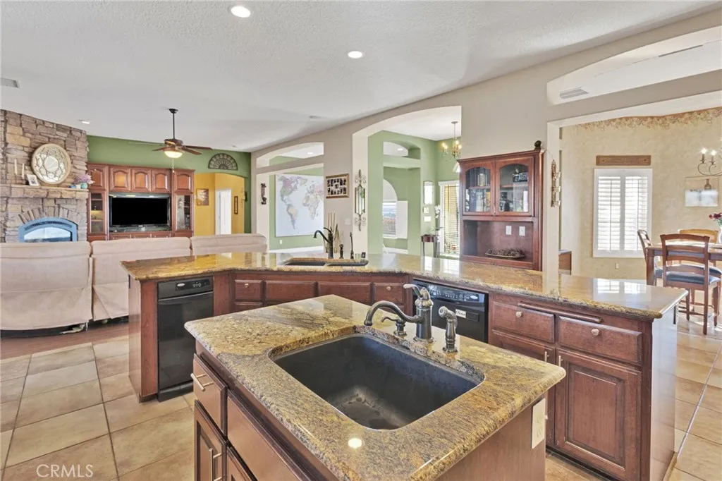 Additional image 14 of 13519 Sunset Dr, Apple Valley, CA 92308