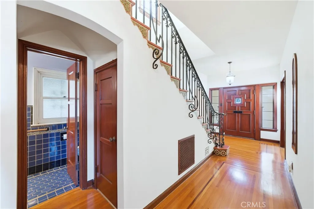 Additional image 74 of 790 Santiago Ave, Long Beach, CA 90804