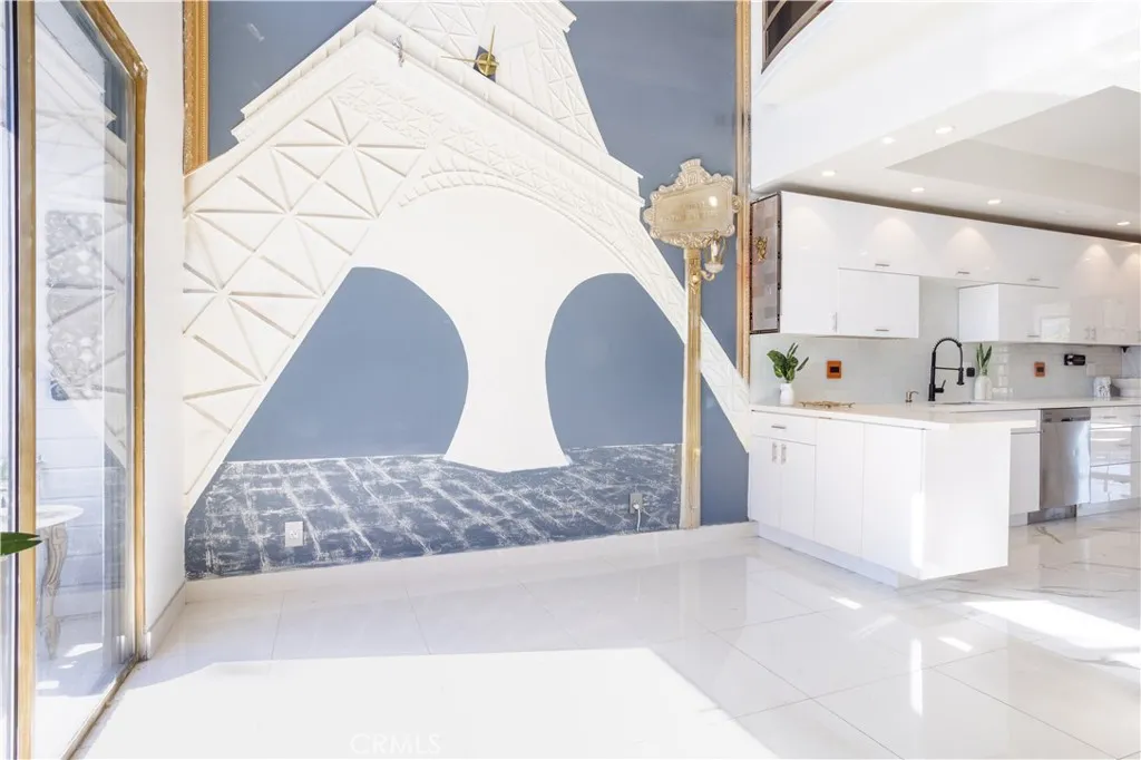 Additional image 7 of 13331 Moorpark Street Unit 319, Sherman Oaks, CA 91423