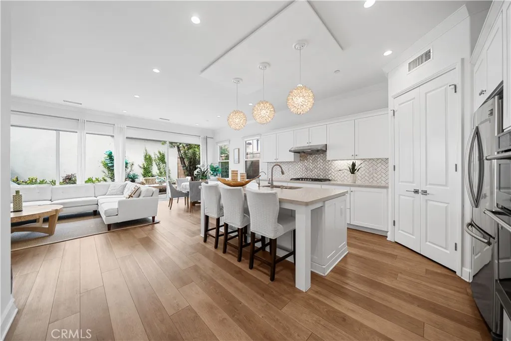 Additional image 7 of 67 Runner, Irvine, CA 92620