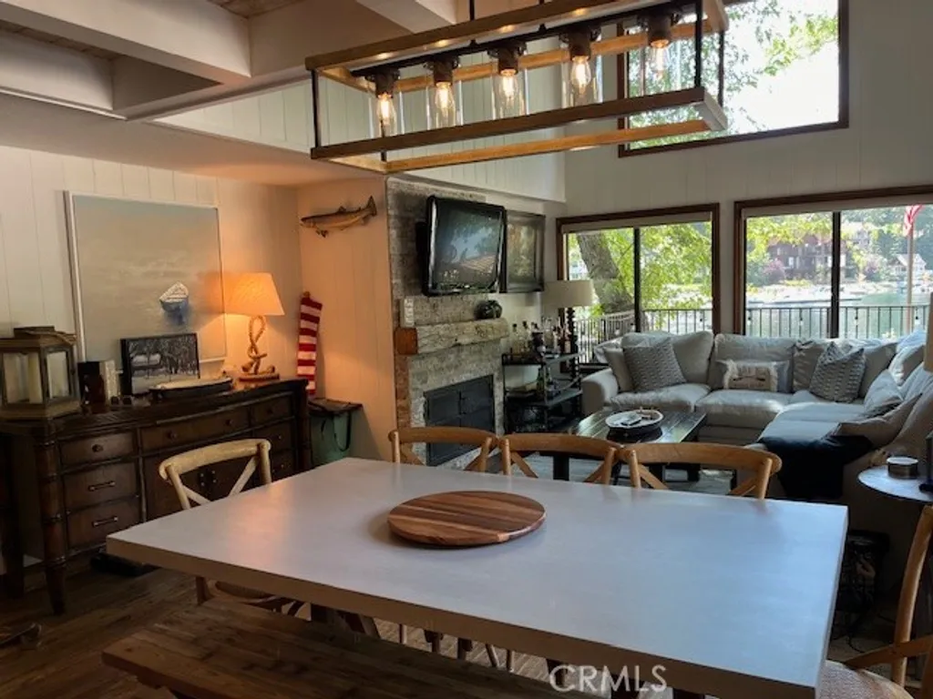Additional image 4 of 27821 Peninsula Dr. #414, Lake Arrowhead, CA 92352
