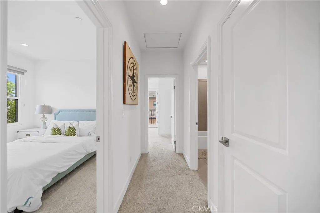 Additional image 67 of 67 Runner, Irvine, CA 92620