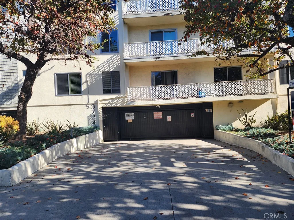 Additional image 79 of 3734 S Canfield Ave, Los Angeles, CA 90034