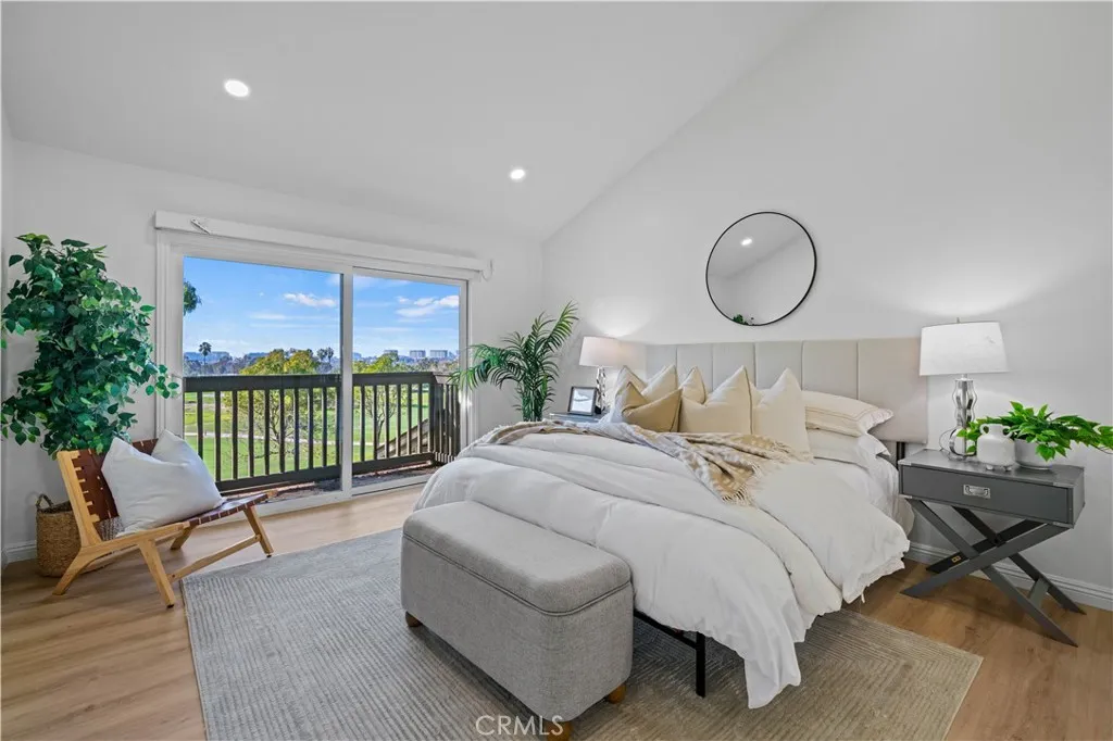 Additional image 23 of 19 Las Brisas Unit 10, Irvine, CA 92612