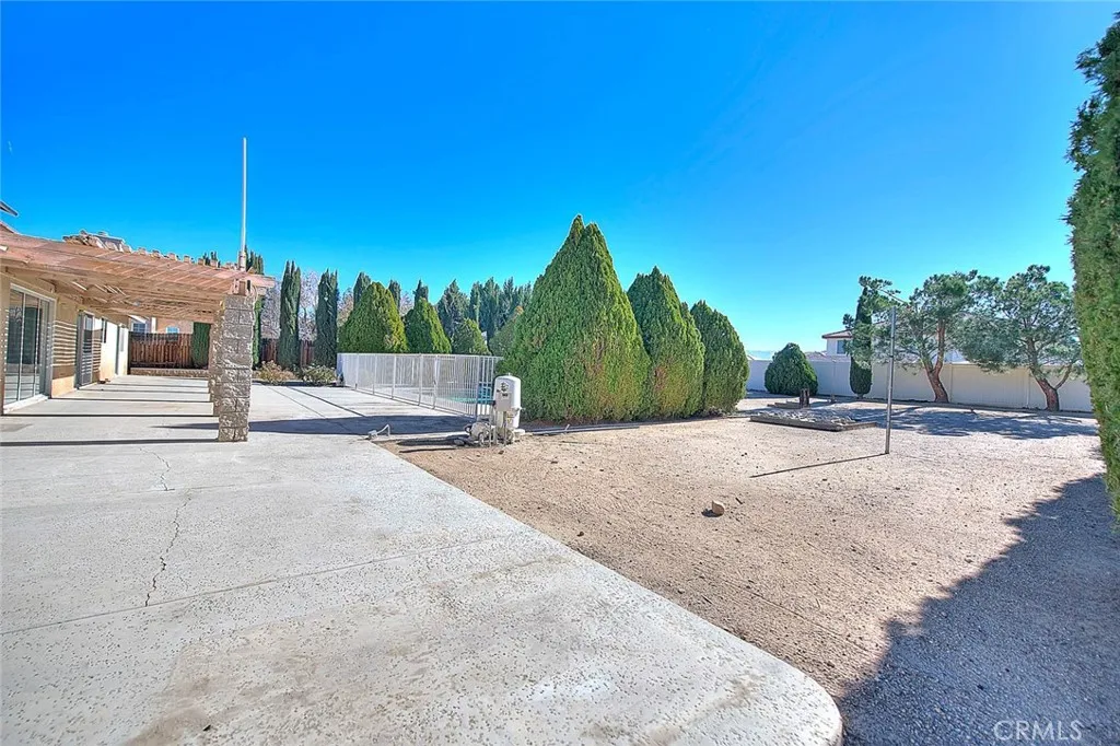 Additional image 52 of 19149 Catalina Rd, Apple Valley, CA 92308