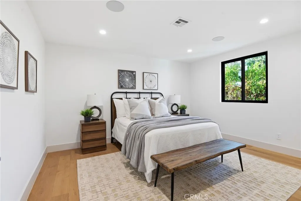 Additional image 21 of 16226 Dickens, Encino, CA 91436