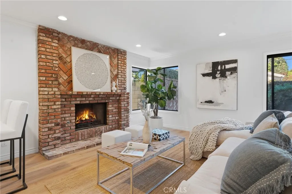 Additional image 23 of 13033 Magnolia, Sherman Oaks, CA 91423