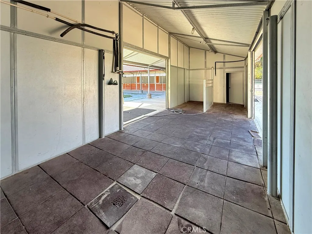 Additional image 63 of 1990 E 46, Shandon, CA 93461