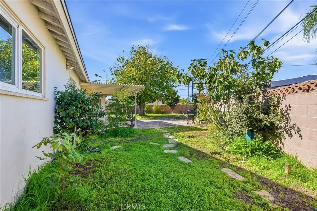 Additional image 66 of 335 N London Place, Anaheim, CA 92806