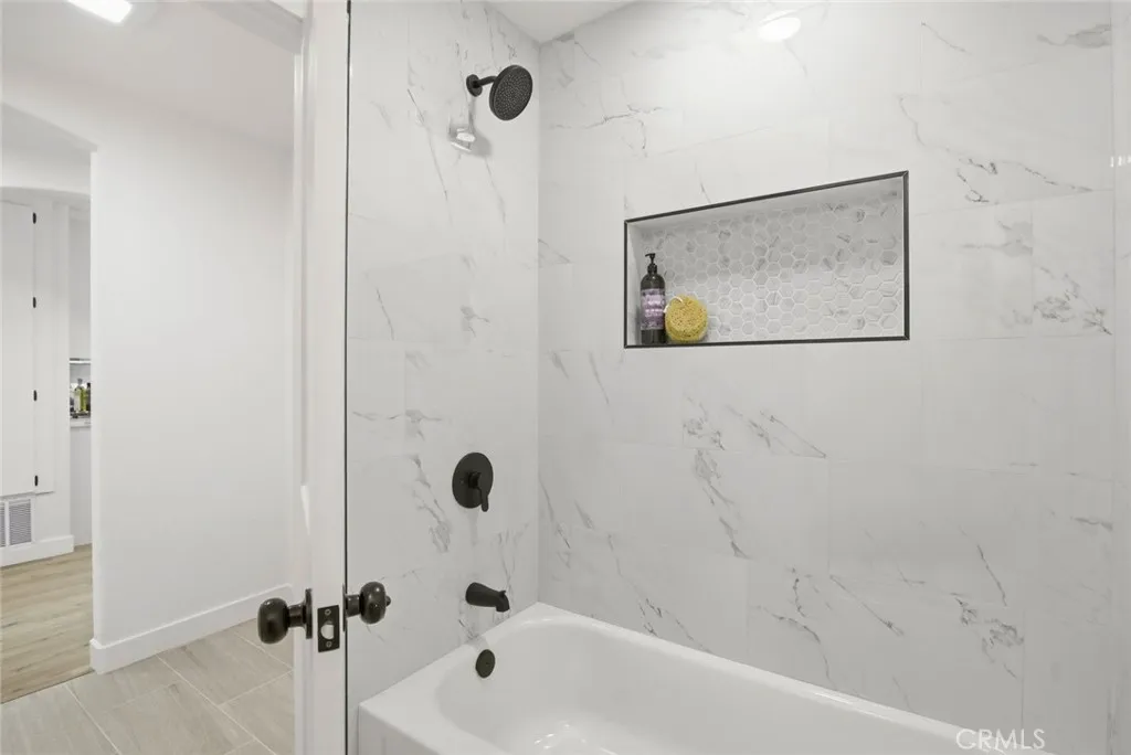 Additional image 21 of 10812 Lamentin Court, San Diego, CA 92124