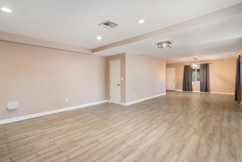 Additional image 27 of 460 E 2nd St, Rialto, CA 92376