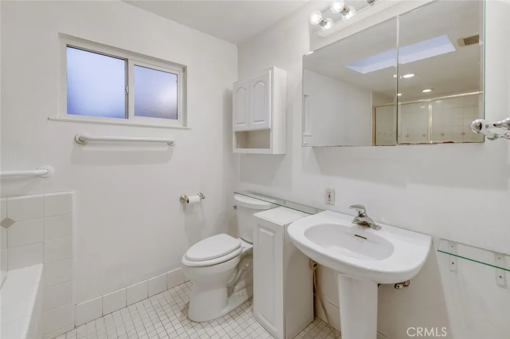 Additional image 28 of 7353 N Bond, Fresno, CA 93720