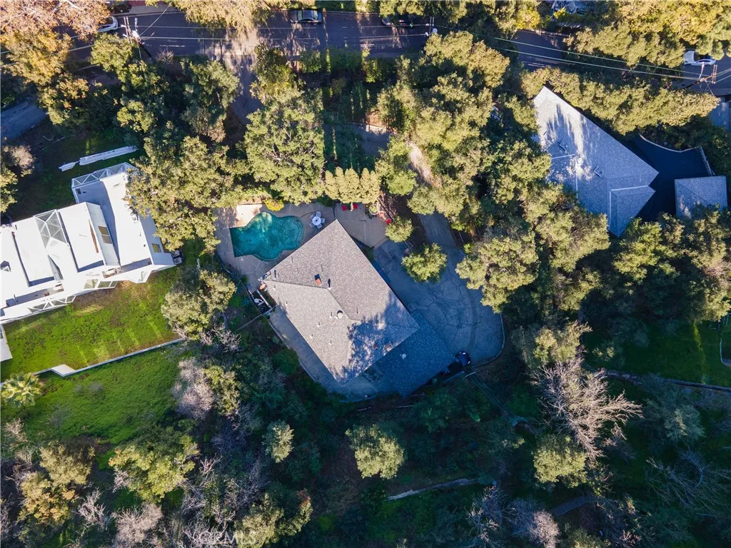 Additional image 41 of 11944 Briarvale Lane, Studio City, CA 91604