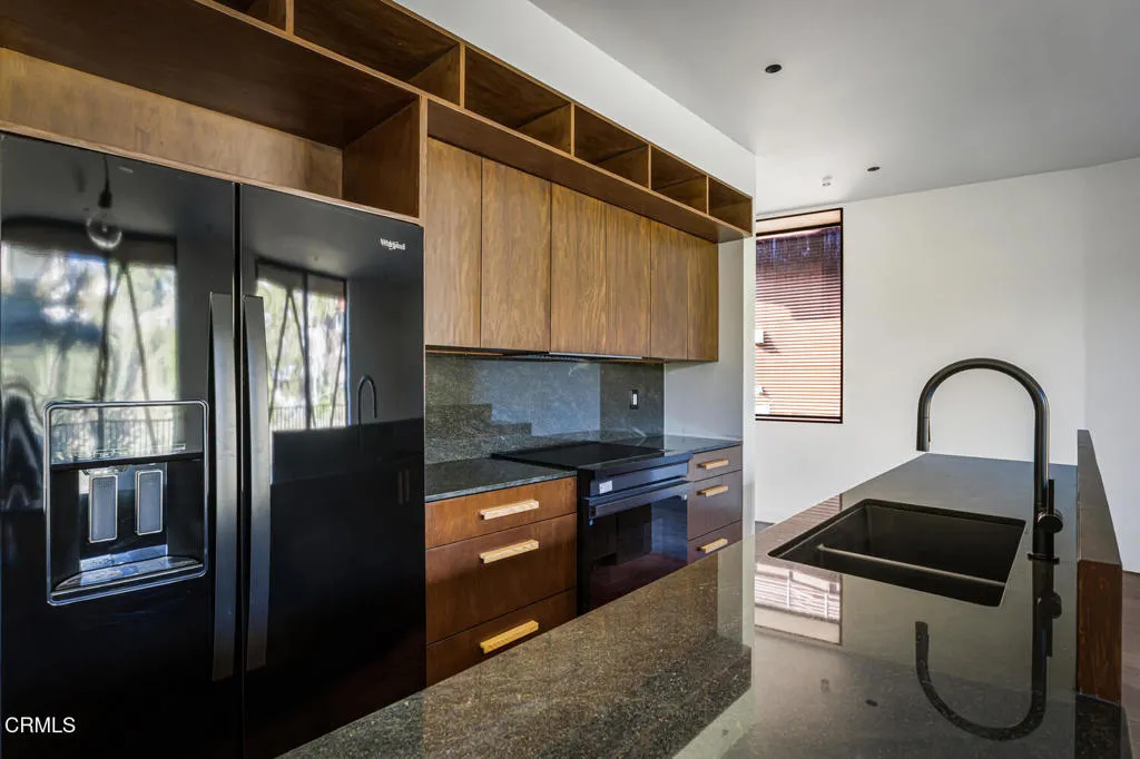 Additional image 42 of 596 Quail Drive, Los Angeles, CA 90065