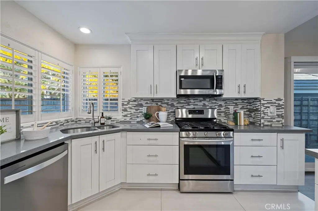 Additional image 85 of 26029 Tourelle Place, Valencia, CA 91355