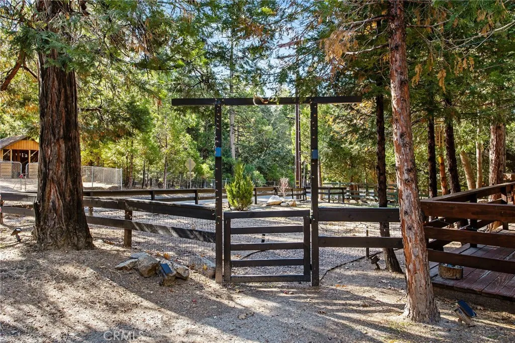 Additional image 25 of 54830 S Circle Dr, Idyllwild, CA 92549
