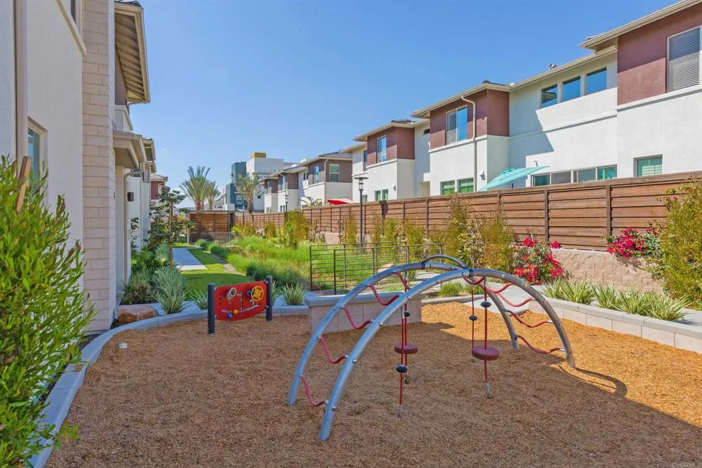 Additional image 40 of 2004 Quartet Loop Unit 1, Chula Vista, CA 91915