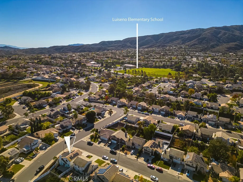 13410 Crystal Springs Dr, Corona, CA 92883