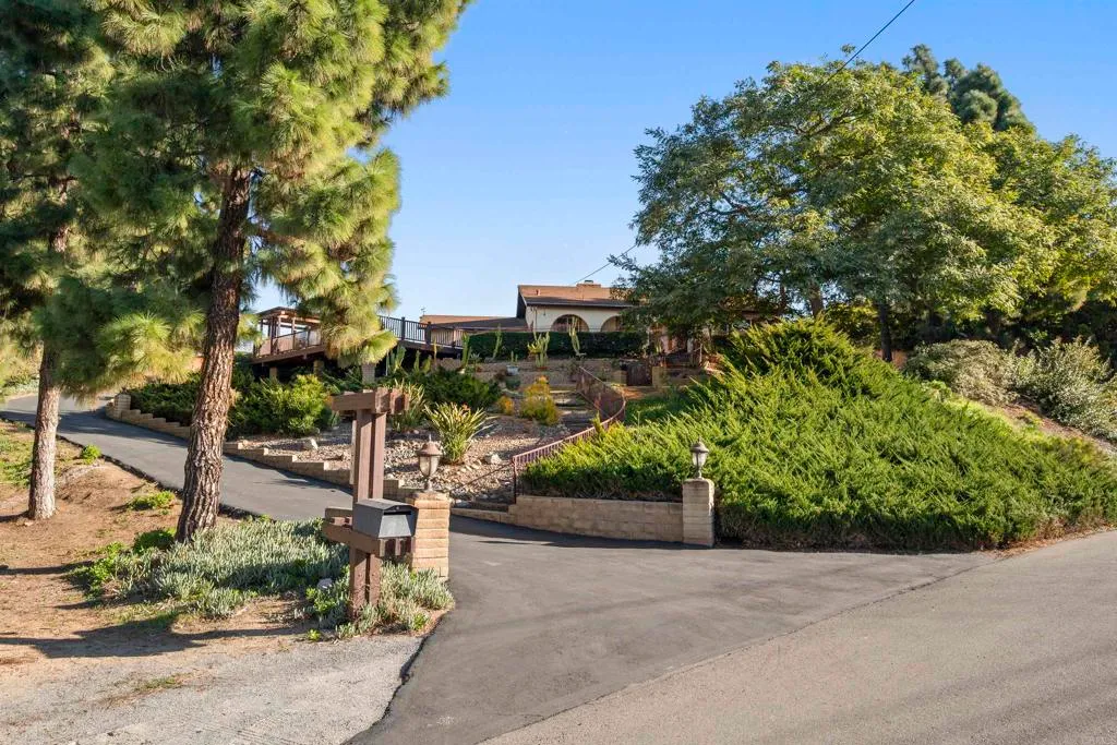 Additional image 117 of 3870 Avenida San Miguel, Bonita, CA 91902