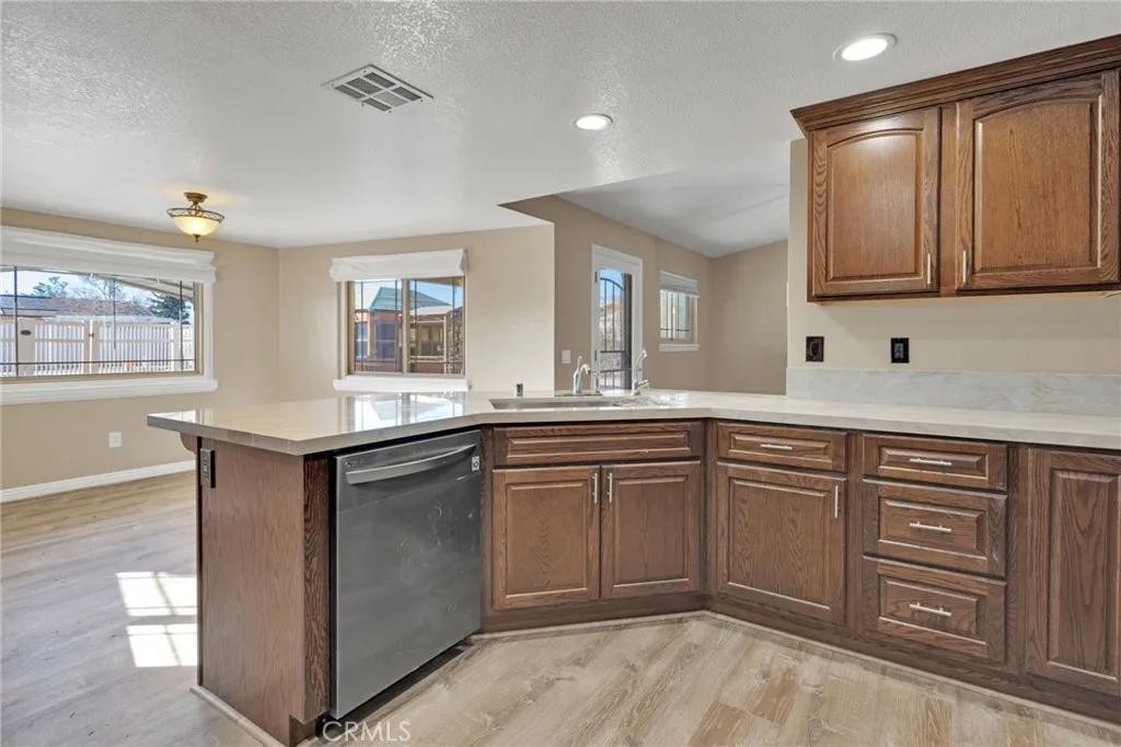 Additional image 20 of 15889 Mojave St, Hesperia, CA 92345