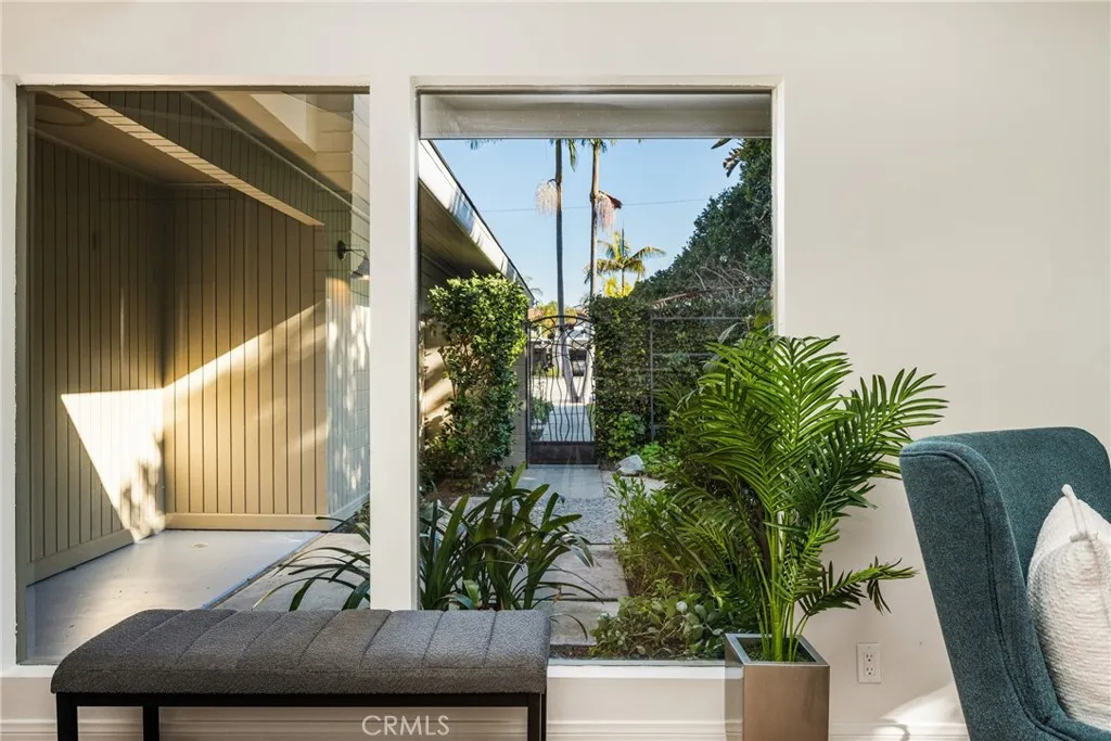 Additional image 91 of 337 Vista Baya, Costa Mesa, CA 92627