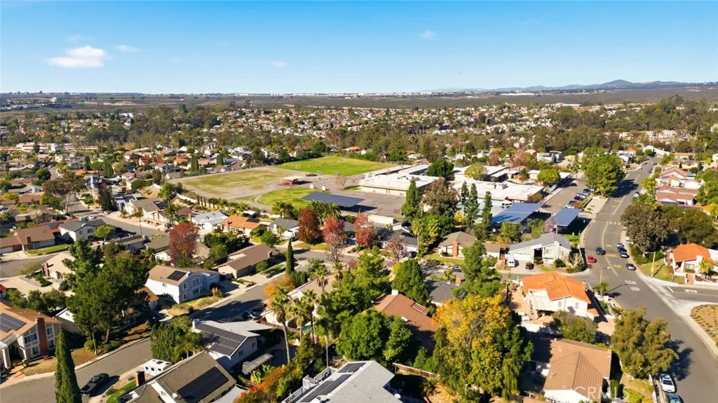 Additional image 62 of 10812 Lamentin Court, San Diego, CA 92124