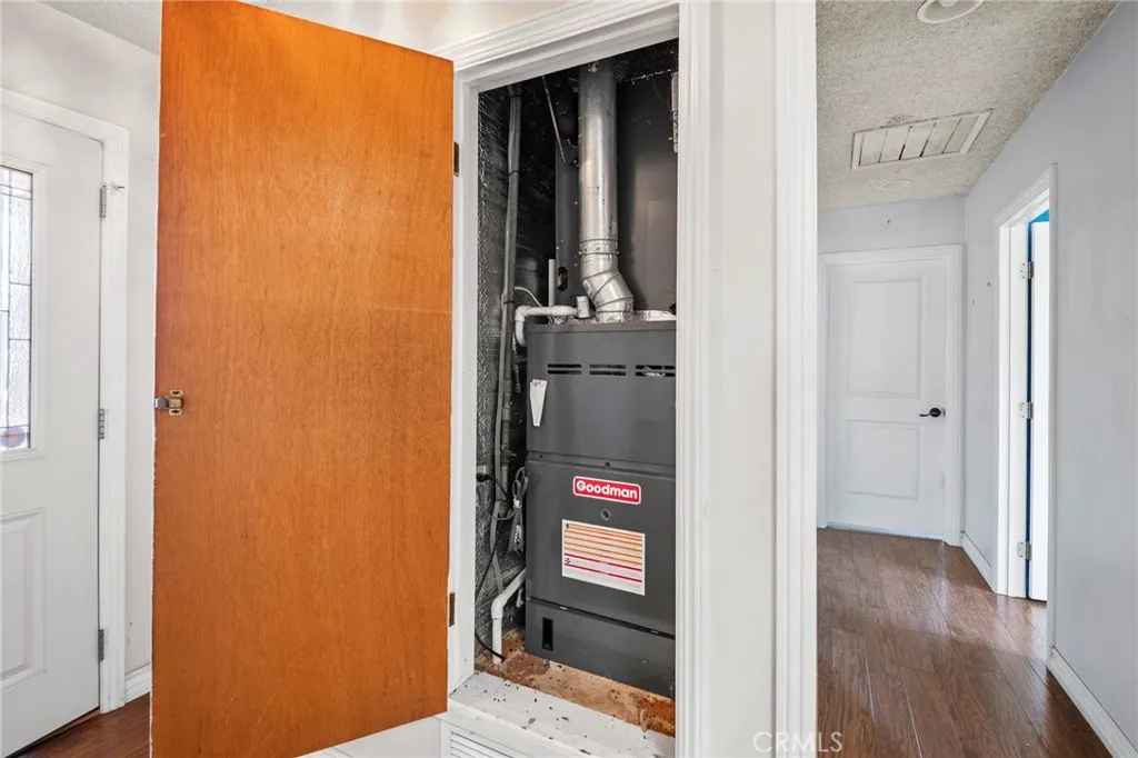 Additional image 59 of 3096 Warren Lane, Costa Mesa, CA 92626