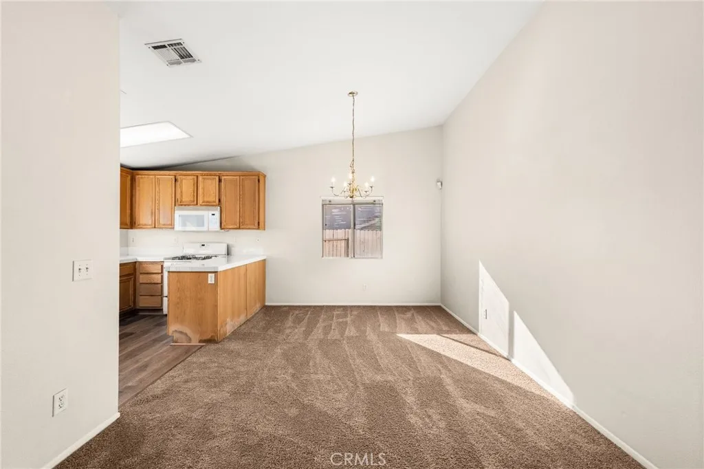 Additional image 6 of 2607 N Fitzsimmons Ave, Rialto, CA 92377