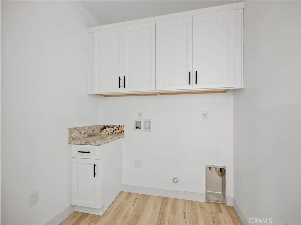 Additional image 60 of 15605 Dale Evans Parkway, Apple Valley, CA 92307