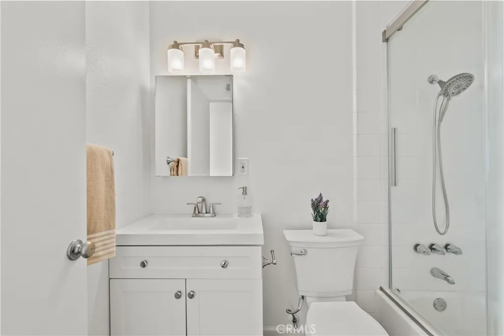 Additional image 33 of 19642 Lonerock St, Canyon Country, CA 91351