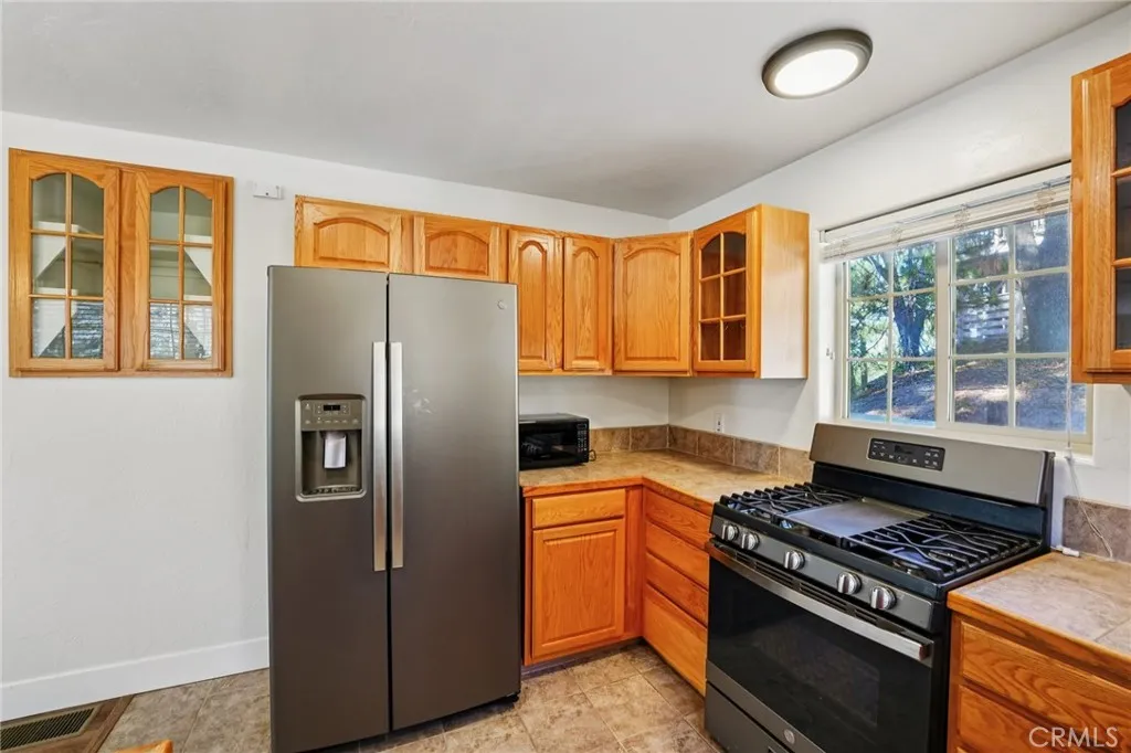 Additional image 25 of 30582 Ferndale Dr, Running Springs, CA 92382