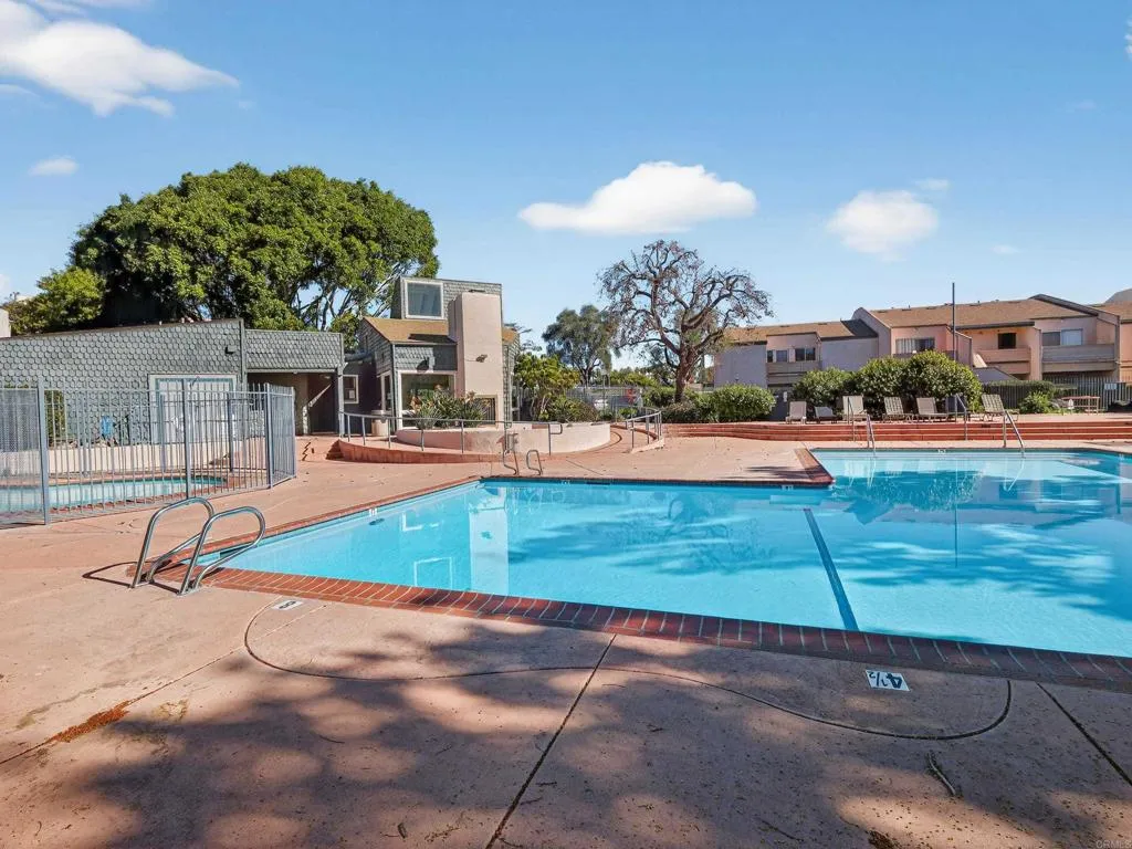 Additional image 36 of 3246 Ashford Street Unit D, San Diego, CA 92111