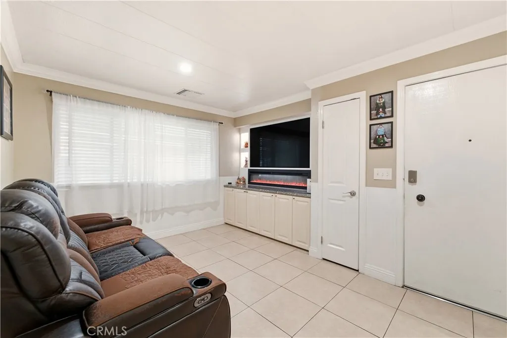 Additional image 7 of 133 Colombo Ln, Tustin, CA 92780