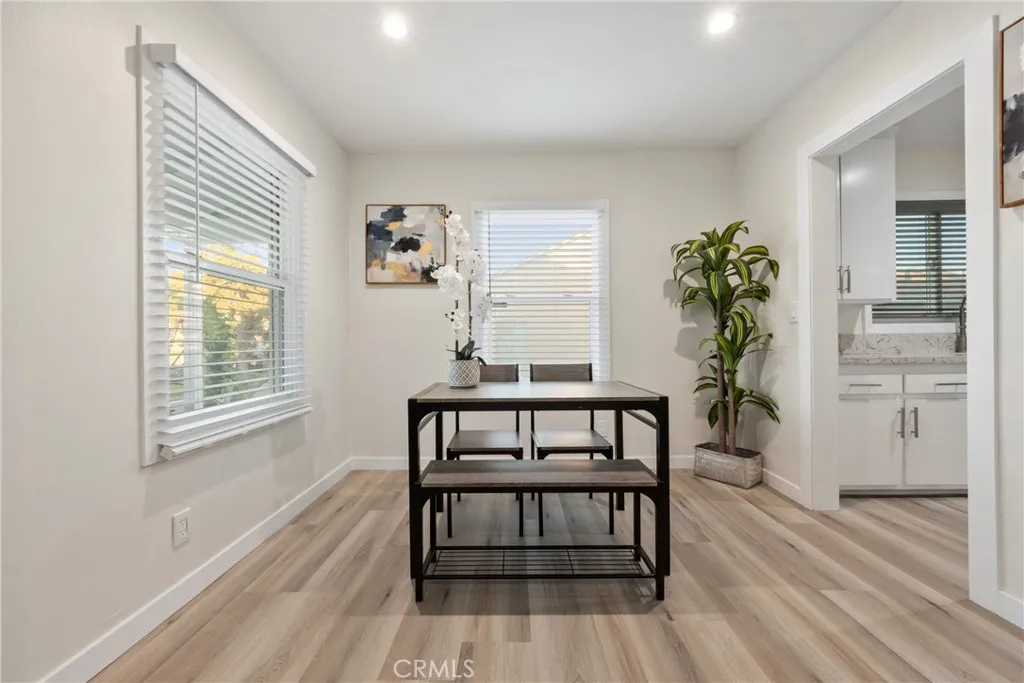 Additional image 9 of 160 W 121st St, Los Angeles, CA 90061