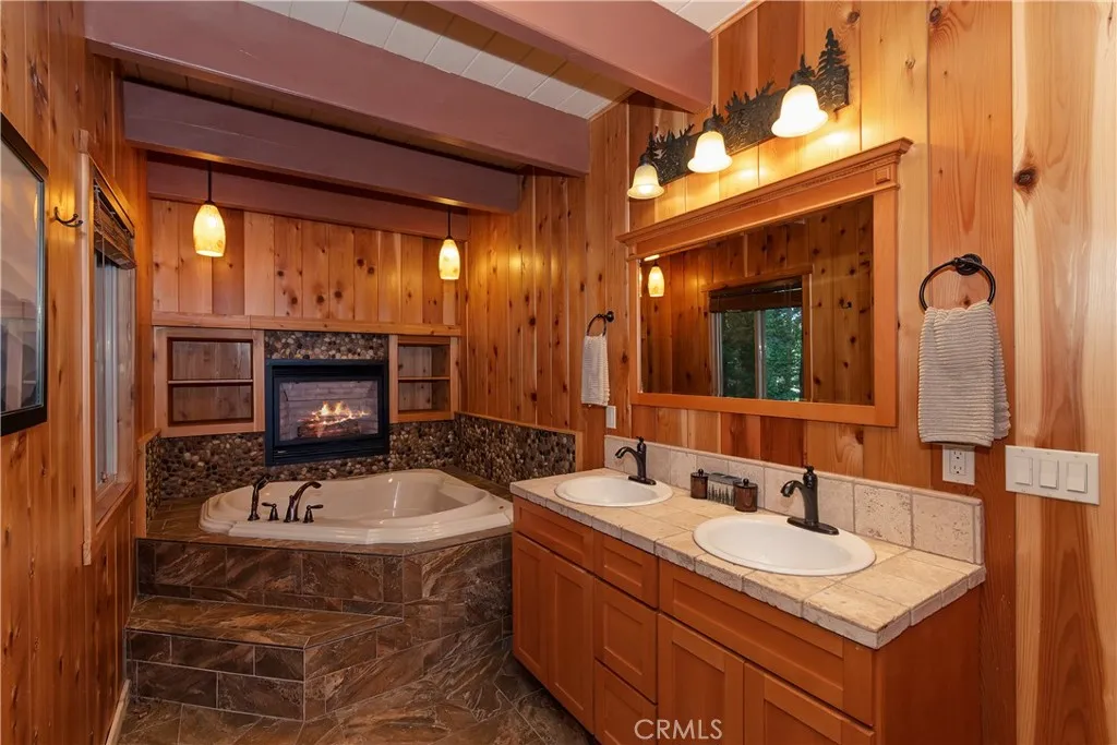 Additional image 83 of 26621 Thunderbird Drive, Lake Arrowhead, CA 92352