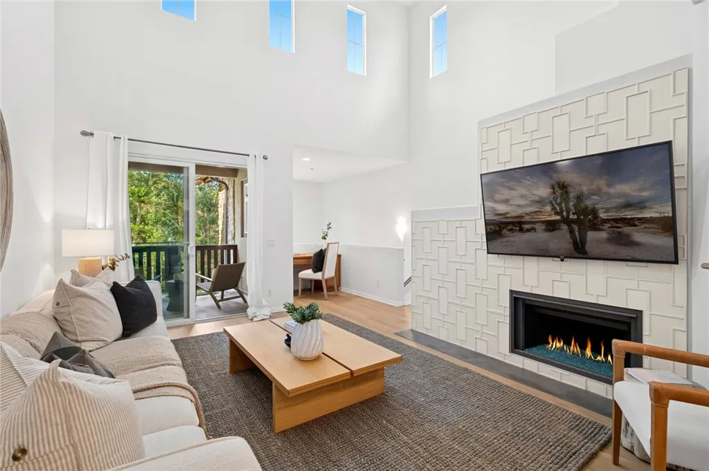 Additional image 5 of 108 Jadestone, Irvine, CA 92603