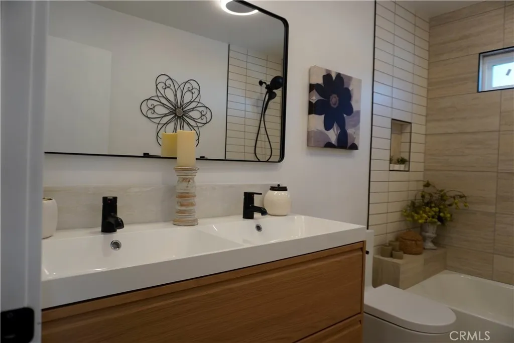 Additional image 135 of 4847 Marmion Way, Los Angeles, CA 90042