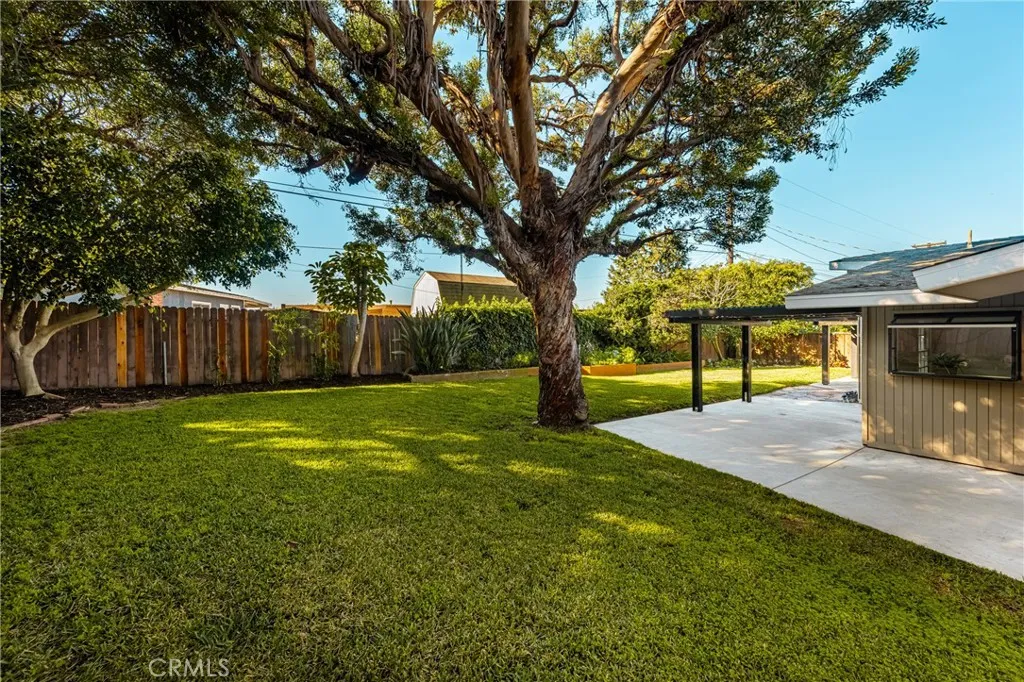 Additional image 124 of 337 Vista Baya, Costa Mesa, CA 92627