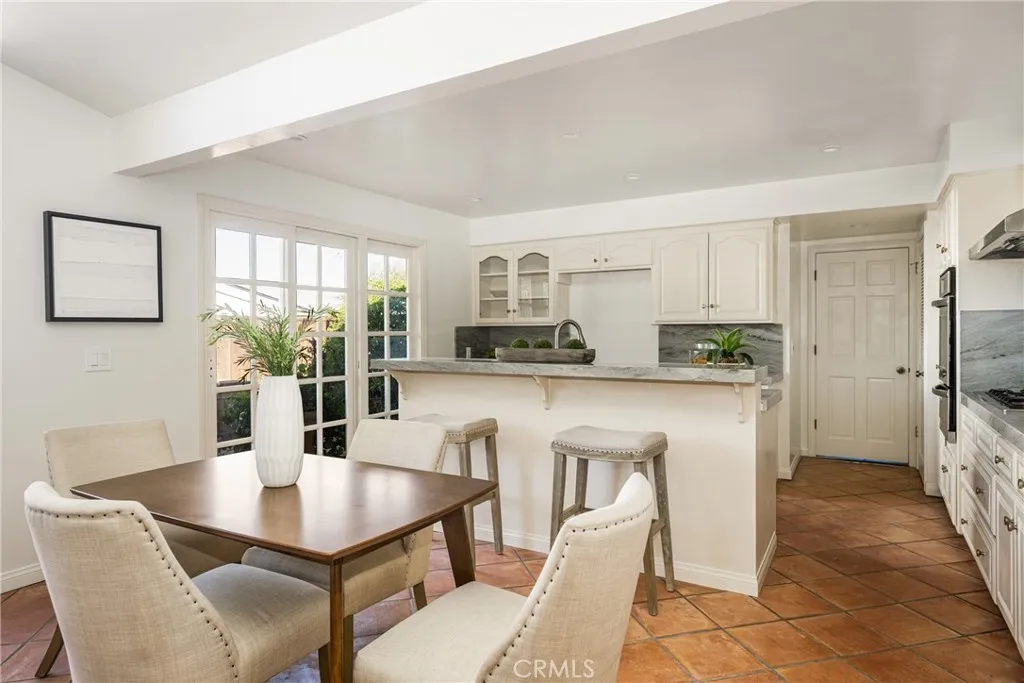 Additional image 33 of 337 Vista Baya, Costa Mesa, CA 92627