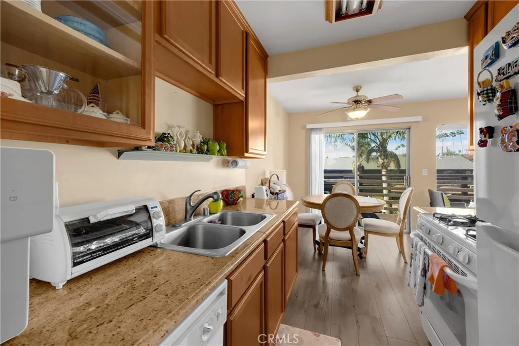 Additional image 11 of 1410 W Lambert Rd Unit 202, La Habra, CA 90631