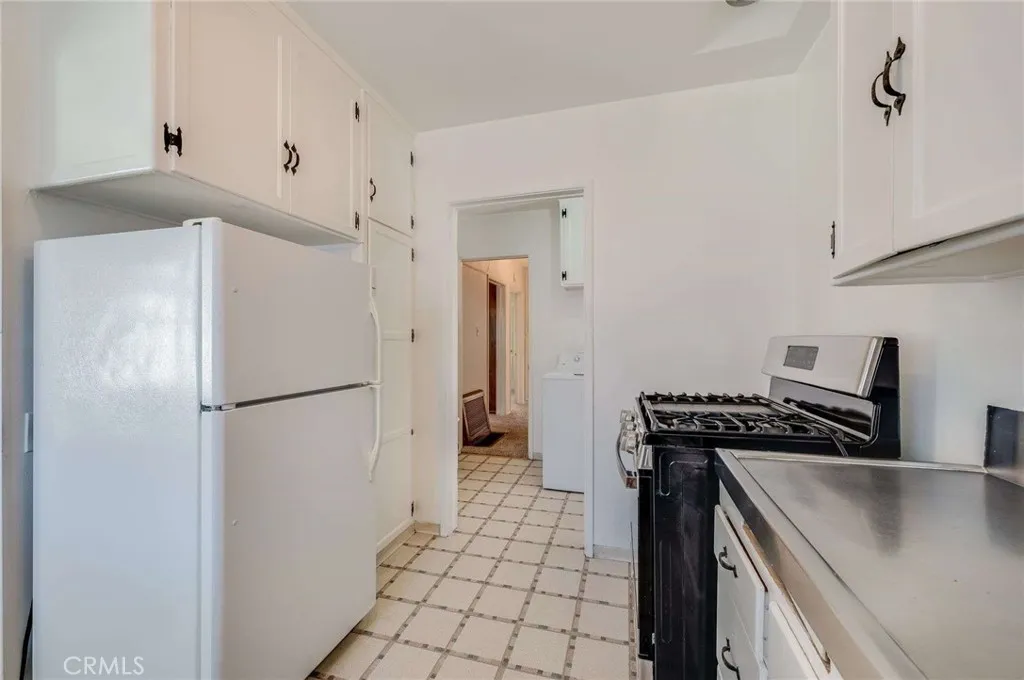 Additional image 15 of 2912 Allred St, Lakewood, CA 90712