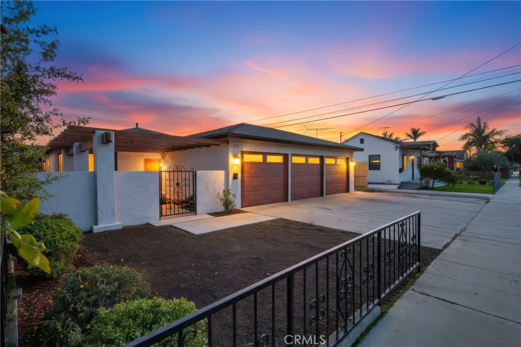 Property image for 13208 Florwood Ave, Hawthorne, CA 90250