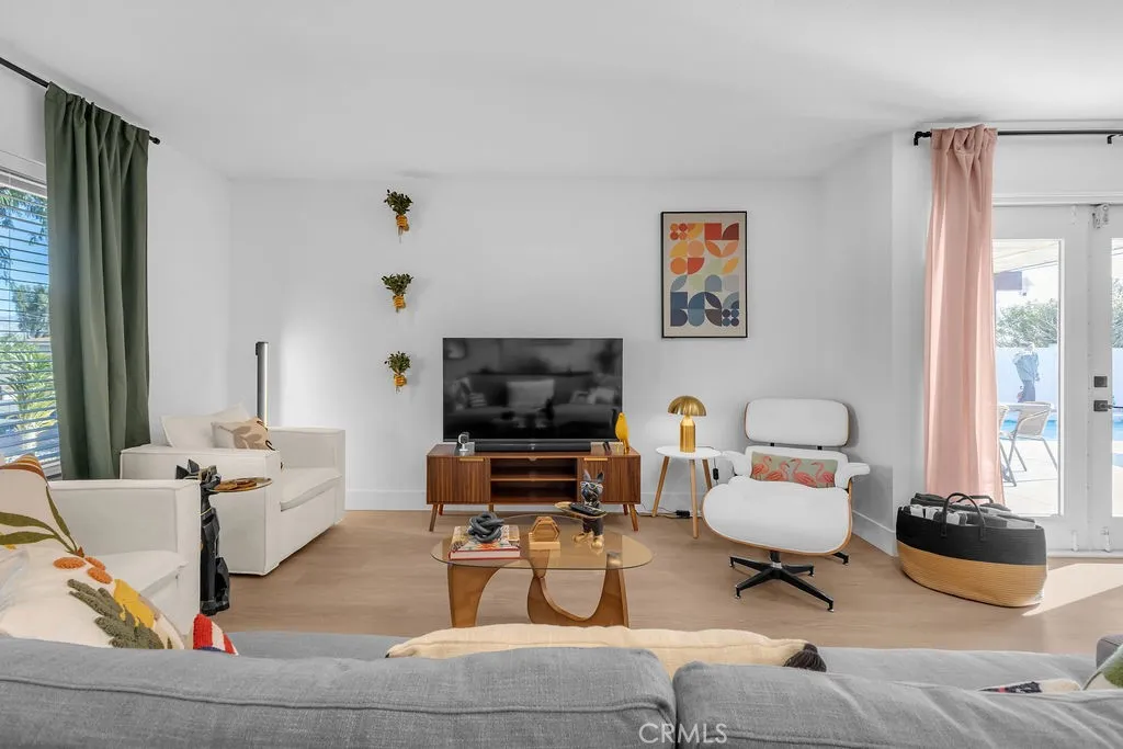 Additional image 76 of 481 W Sunview Ave, Palm Springs, CA 92262