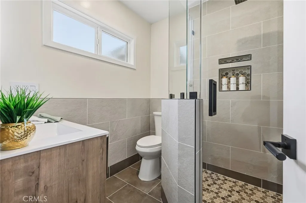 Additional image 11 of 9233 Swinton Avenue, North Hills, CA 91343