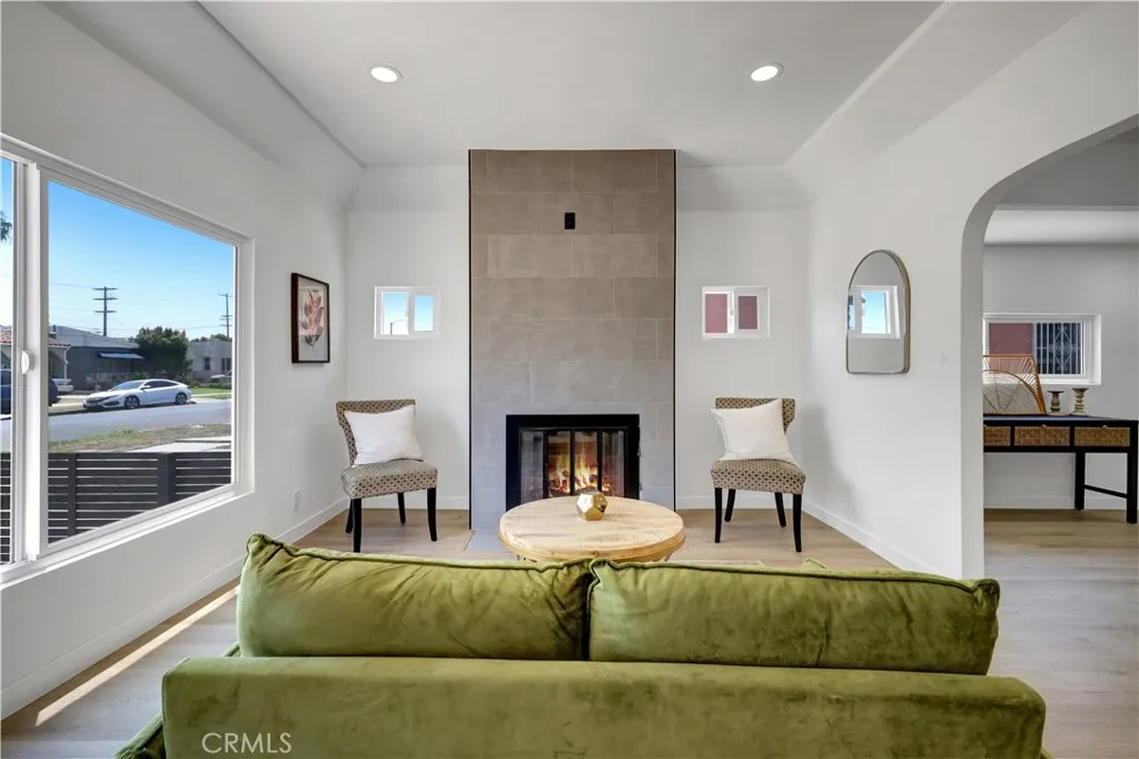 Additional image 67 of 3515 S Norton Avenue, Los Angeles, CA 90018