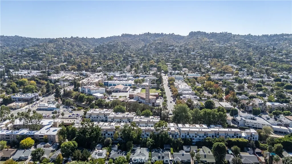 Additional image 81 of 13331 Moorpark Street Unit 319, Sherman Oaks, CA 91423