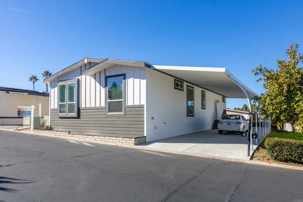 Additional image 2 of 155 Las Flores Dr Unit 39, San Marcos, CA 92069