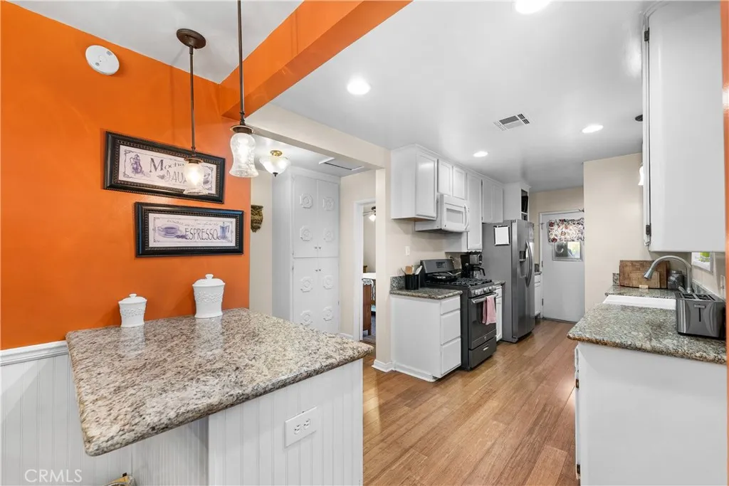 Additional image 13 of 1335 W Ivyton St, Lancaster, CA 93534