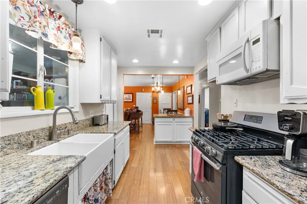 Additional image 17 of 1335 W Ivyton St, Lancaster, CA 93534