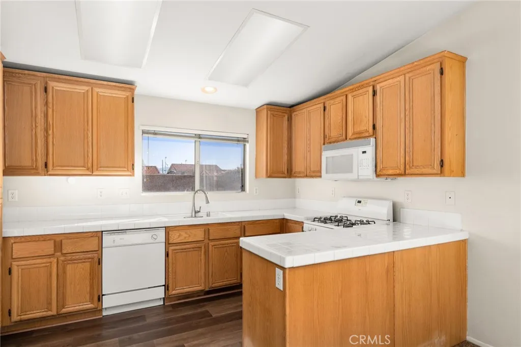 Additional image 9 of 2607 N Fitzsimmons Ave, Rialto, CA 92377